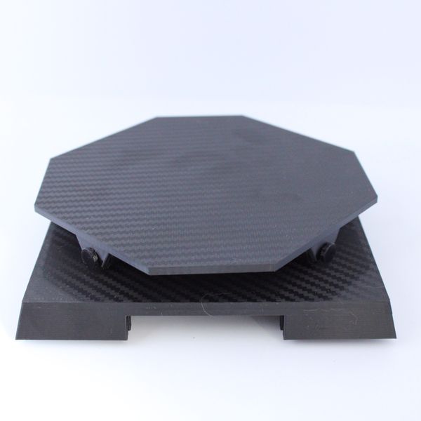 Socle supérieur avec tourniquet effet carbone pour support rc